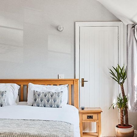 Bed and Breakfast The Bucks Head Carhampton Экстерьер фото