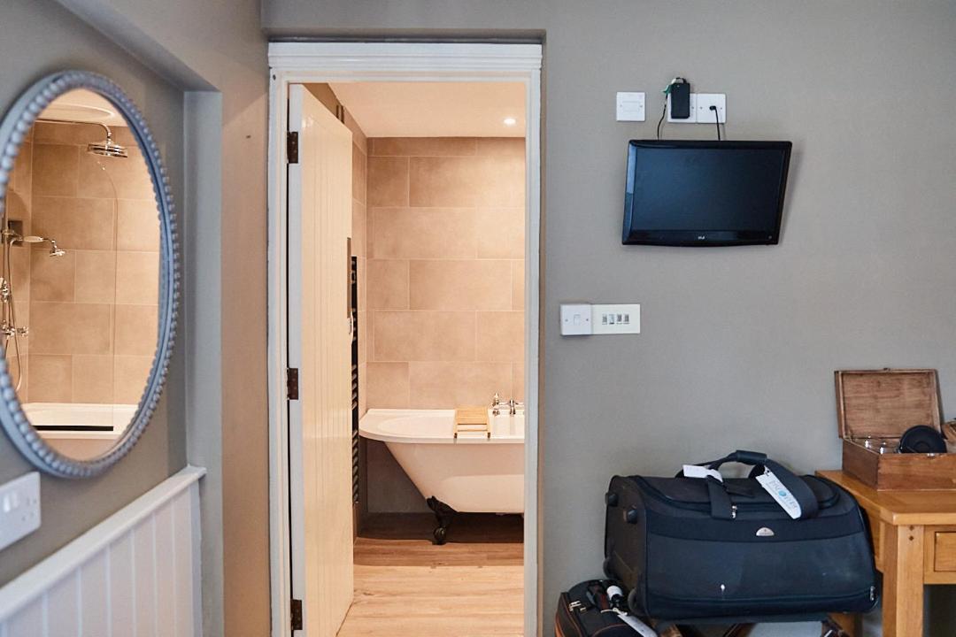 Bed and Breakfast The Bucks Head Carhampton Экстерьер фото